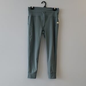 Vuori Daily Pocket Legging Iron